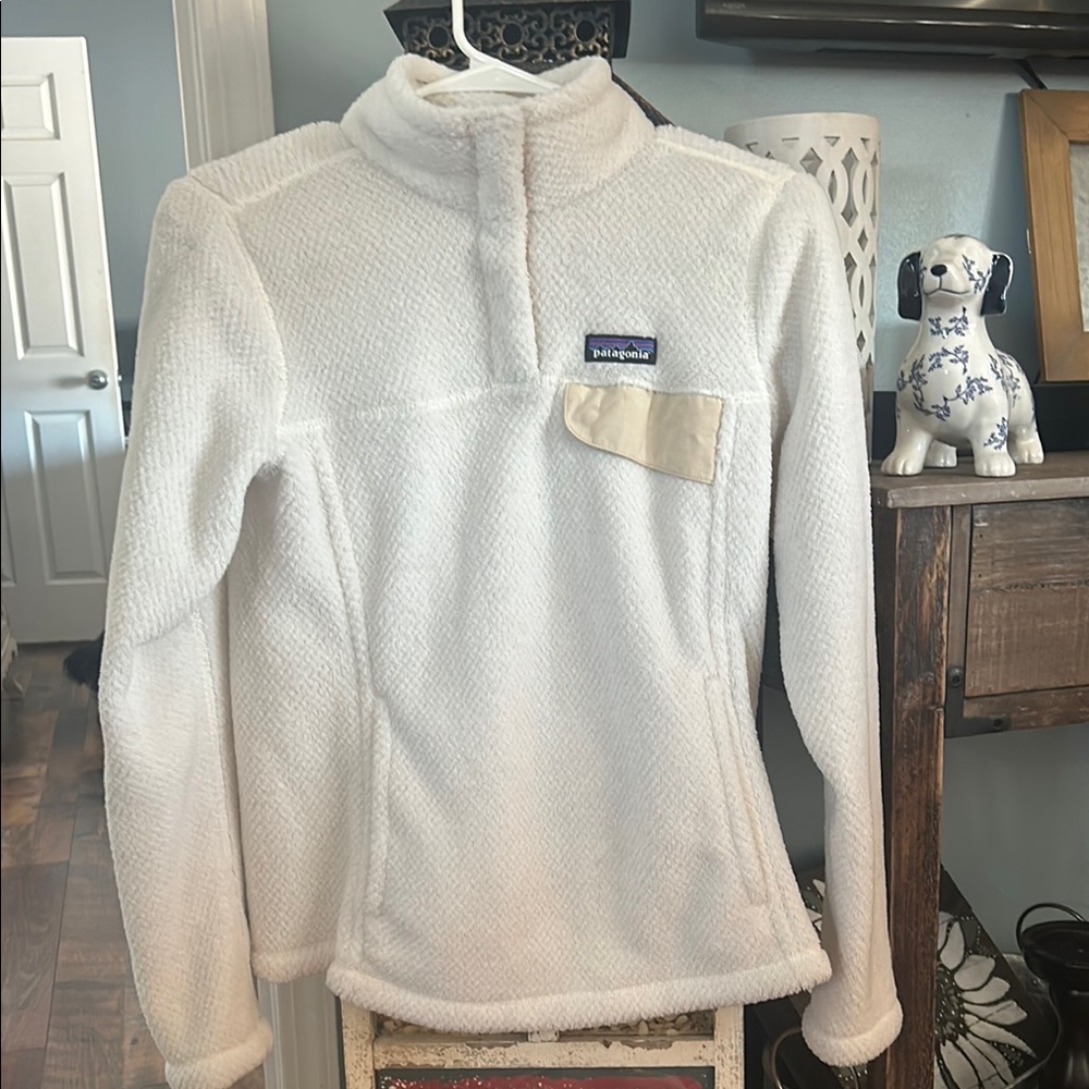 Patagonia White Fleece Pullover